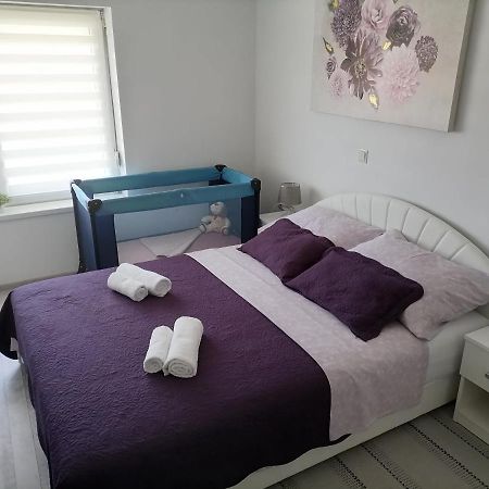 Apartman Lidija Dinjiska Экстерьер фото