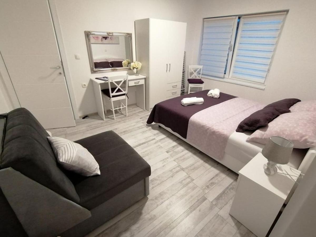 Apartman Lidija Dinjiska Экстерьер фото